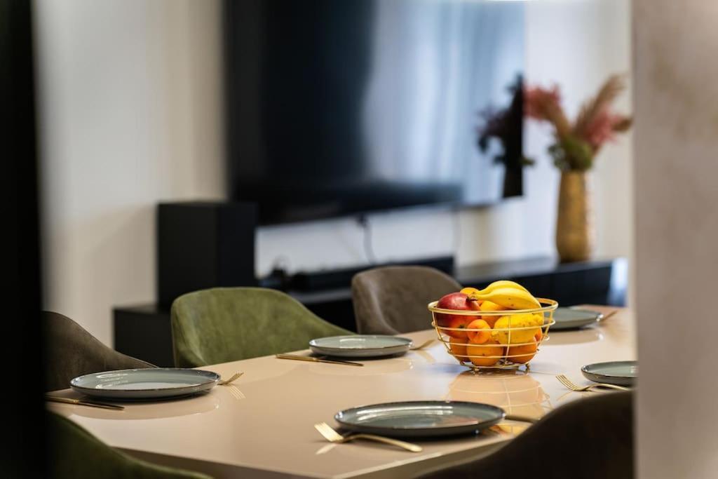 Capsula Luxury Apartment Umag Exterior photo